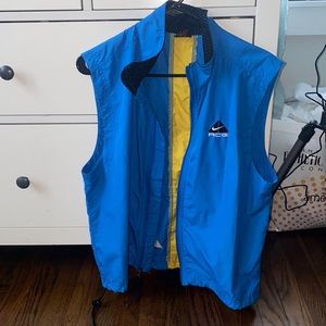 ACG windbreaker vest